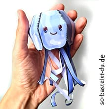 Qualle in einer Hand